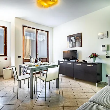 Arianna Aparthotel